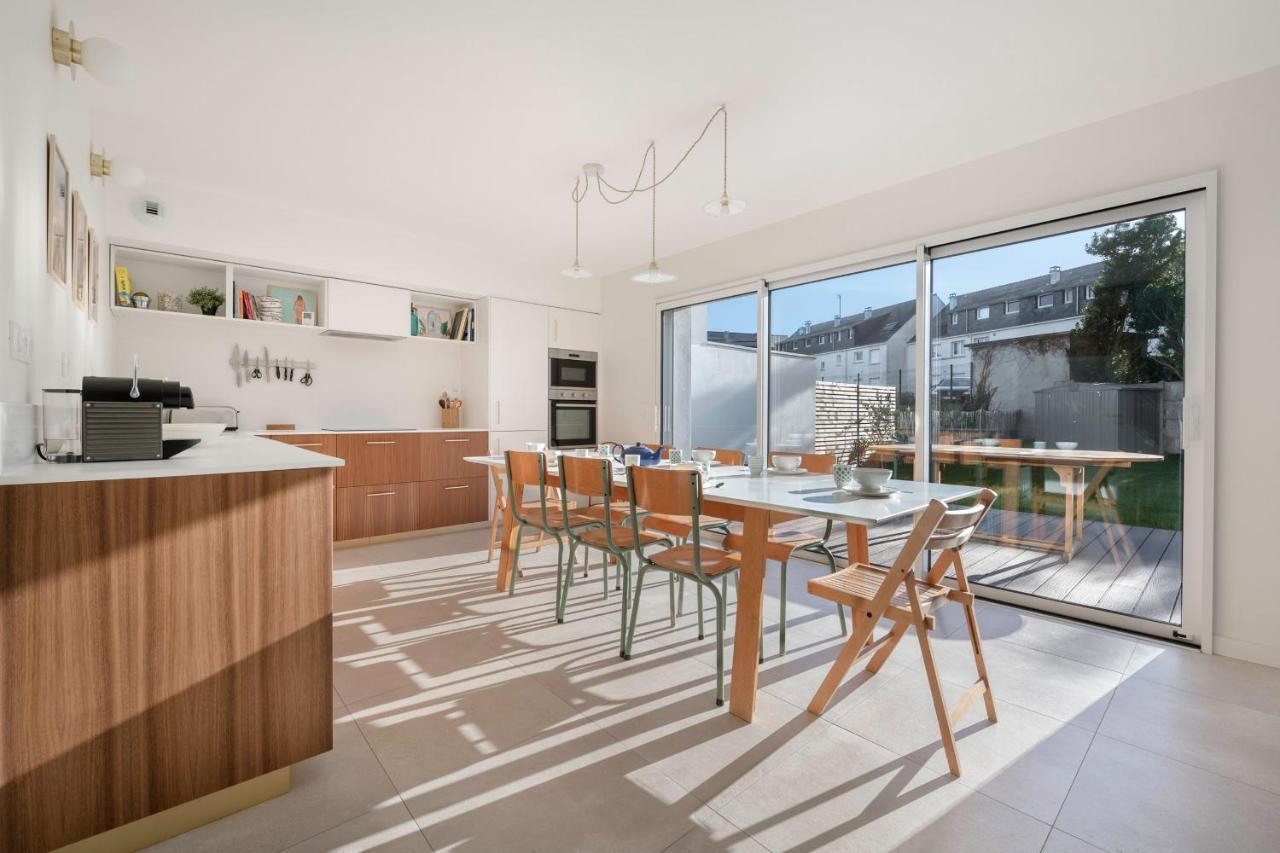 300M De La Plage - Belle Maison A Сарзо Экстерьер фото